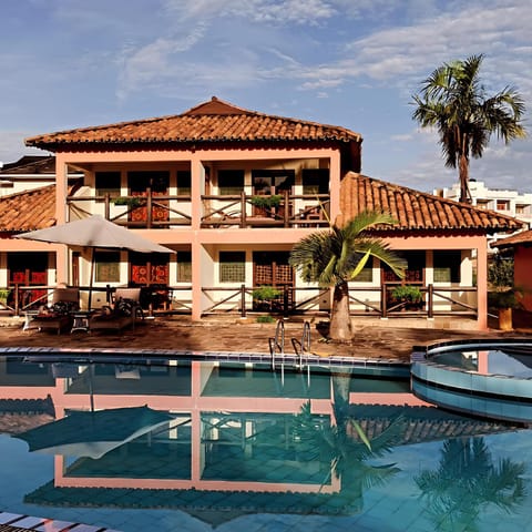 Property building, Pool view, Swimming pool, sunbed