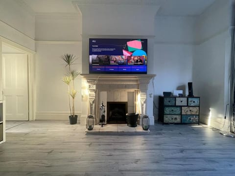 TV and multimedia, Living room