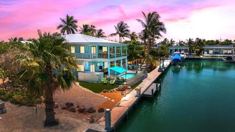 Pool view, Sea view, Sunset