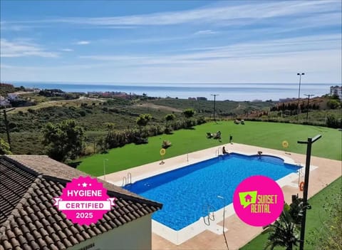 Bright and quiet apartment with a pool Apartment in Costa del Sol