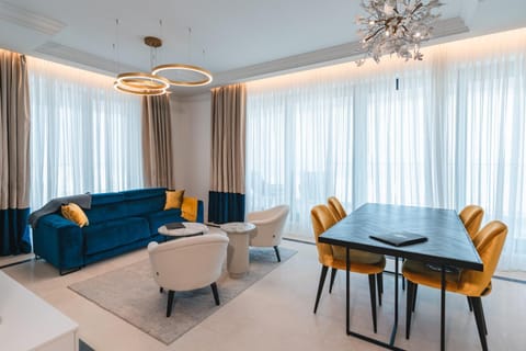 Living room, Seating area, Dining area