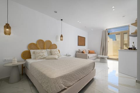 Living room, Bedroom