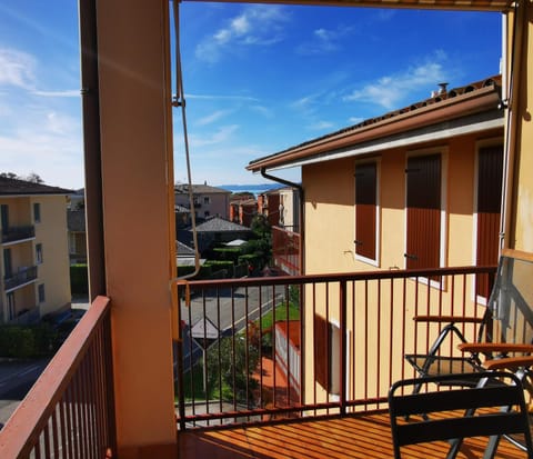 Casa Fabio with wi fi and AC Apartment in Bardolino
