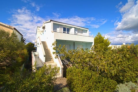 Apartman Mir Apartment in Murter