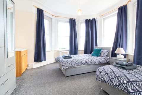 Thornbury Guest House Room 5 Bed and Breakfast in Southampton