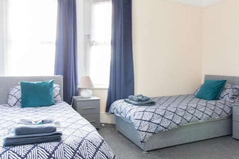 Thornbury Guest House Room 5 Bed and Breakfast in Southampton