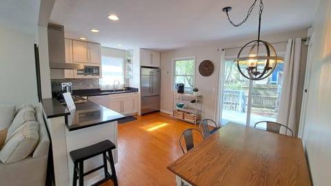 Lakeshore Hideaway House in Chikaming Township