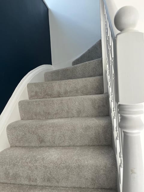 3 bedroom Home in chesterfield with front and back gardens Apartment in Chesterfield