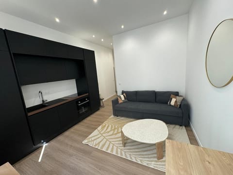 Living room, Seating area, kitchen
