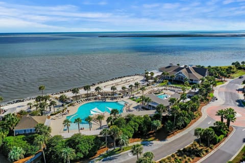 PW13105: 13105 Pelican Watch House in Seabrook Island