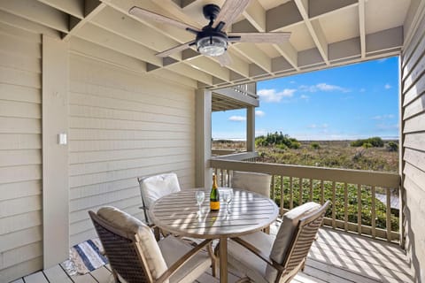 PW13105: 13105 Pelican Watch House in Seabrook Island