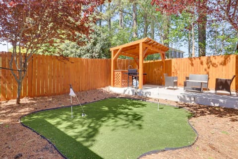 Mini Putting Green and Fire Pit Simpsonville Gem House in Simpsonville