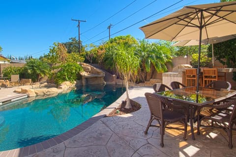 F-13 California Dreamin House in Orange