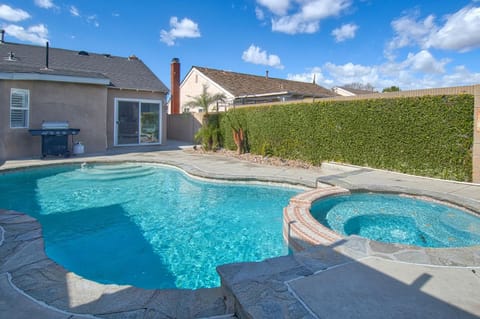 F-58 Mandos Hideaway House in Anaheim