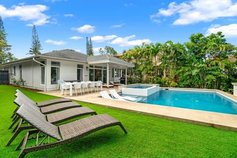 F-71 Queens Bath Point House in Princeville