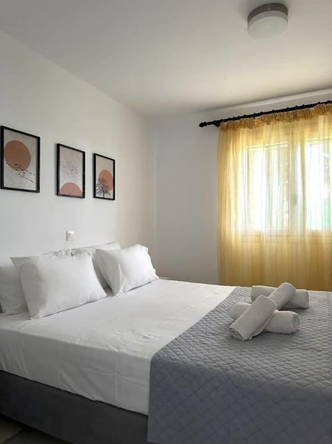 Barewake 's place Charming Retreat - Calm escape Apt Apartment in Paros, Greece