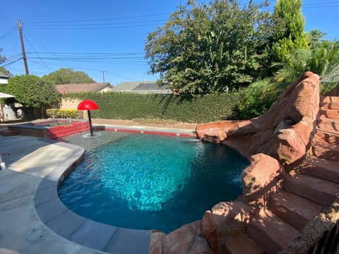 F-26 Andys House House in Anaheim