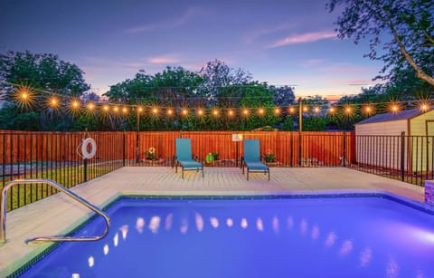 Rampart Villa in San Antonio