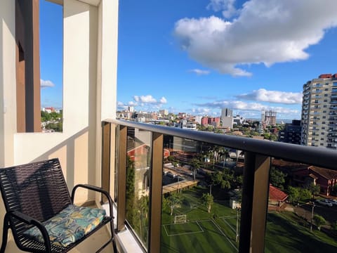 Balcony/Terrace, City view