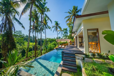 Property building, Spring, Natural landscape, Garden, Garden view, Pool view, Swimming pool, sunbed