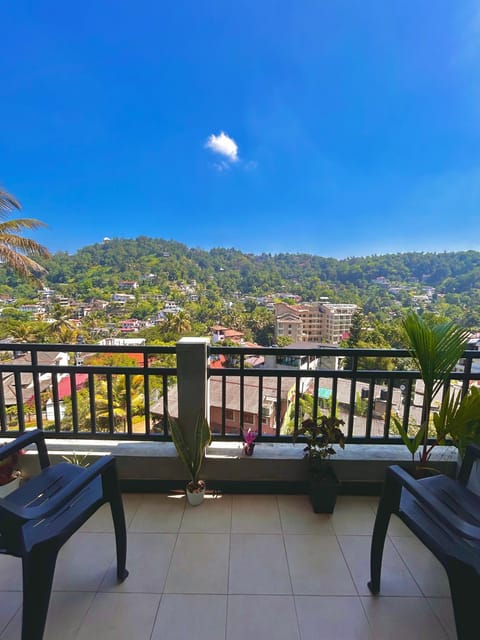 Patio, Day, Natural landscape, View (from property/room), Balcony/Terrace, Mountain view