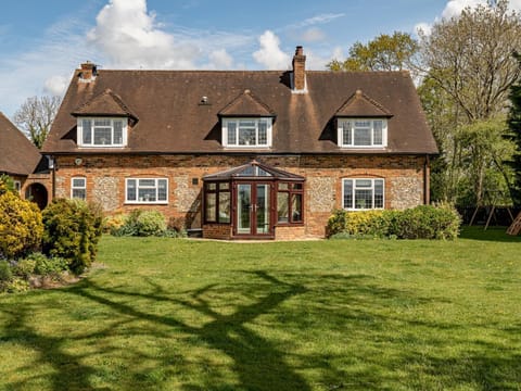 Property building, Spring, Day, Natural landscape, Garden, Other, Garden view