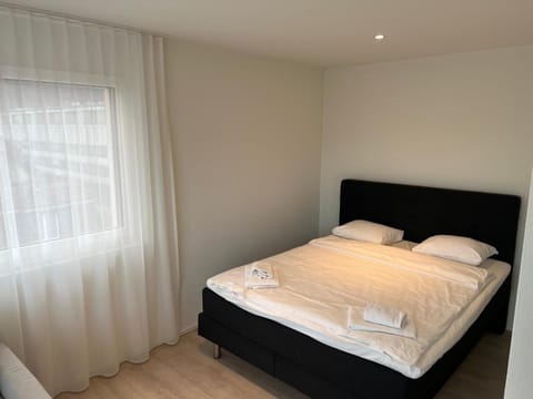 Stunning Apartments, Bernina - Self Checkin Apartment in Zurich City