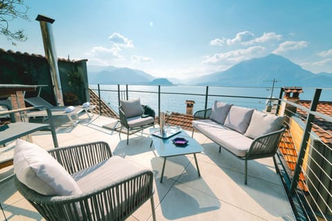 Solarium, View (from property/room), Balcony/Terrace, Balcony/Terrace, Lake view, Mountain view, sunbed