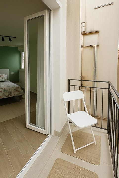 Property building, Balcony/Terrace