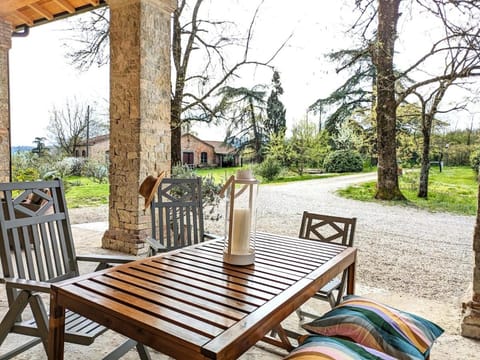 Dining area, Garden view