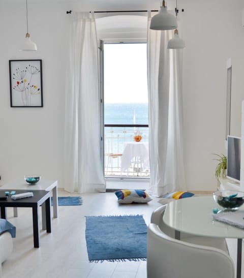 Balcony/Terrace, Living room, Sea view