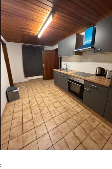 Rösrath Wohnung mit Küche Apartment in Bergisch Gladbach