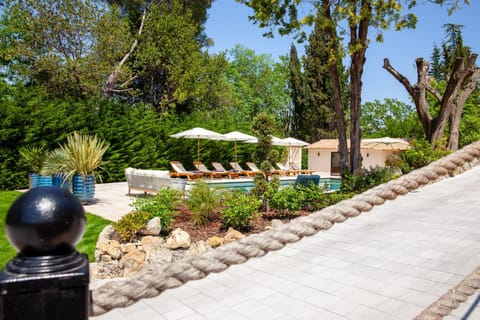 Pool view, Swimming pool, sunbed