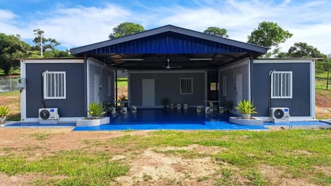 Property building, Day