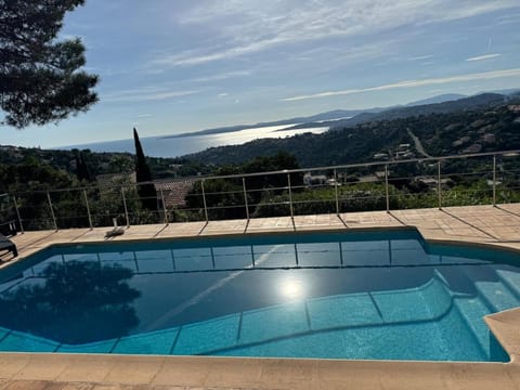 Villa Luxe avec Vue sur Saint-Tropez, Roquebrune Villa in Roquebrune-sur-Argens