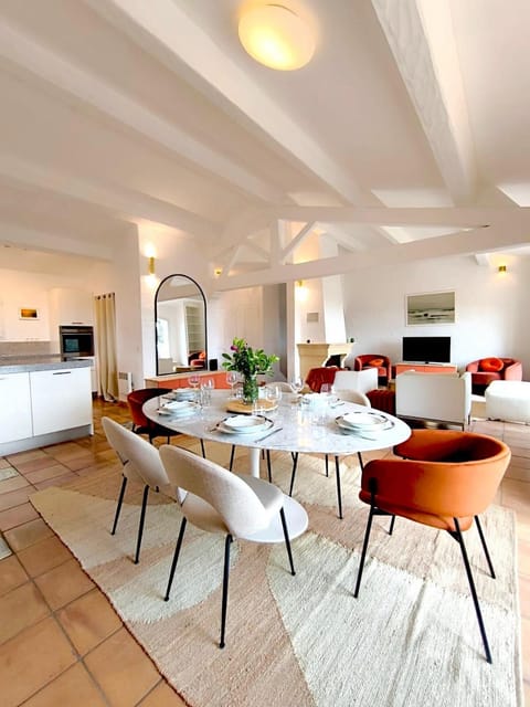 Villa Luxe avec Vue sur Saint-Tropez, Roquebrune Villa in Roquebrune-sur-Argens