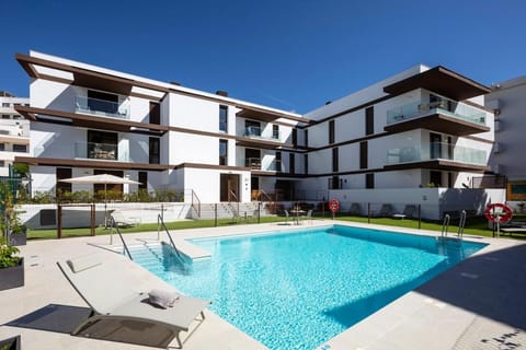 Property building, View (from property/room), Balcony/Terrace, Pool view, Swimming pool, sunbed