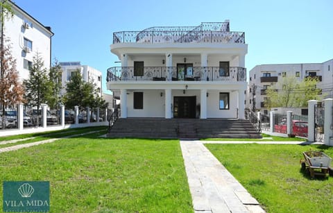 Day, Garden, Location
