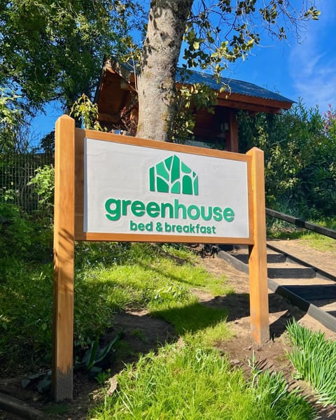 Property building, Property logo or sign, Logo/Certificate/Sign, Garden view, Street view
