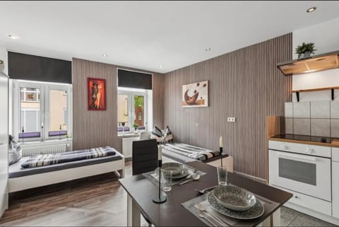 Bed, Seating area, Bedroom