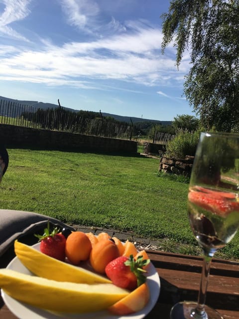 Romantik 2-6P Apartment in Vulkaneifel