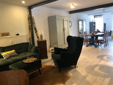 Romantik 2-6P Apartment in Vulkaneifel