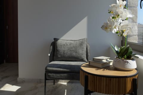 Envy Seaside Suites,By IdealStay Experience Hotel in Heraklion