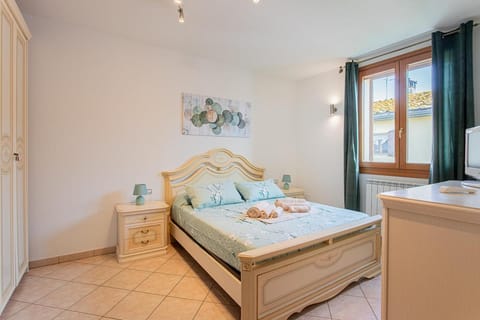 Oasi in Prato private parking Apartment in Prato