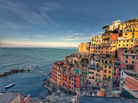 Day, Natural landscape, City view, Sea view