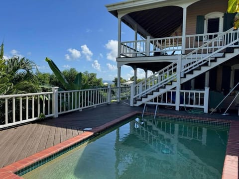 Swimming pool, Swimming pool