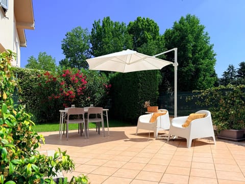 Spring, Day, Garden, Balcony/Terrace, Garden view