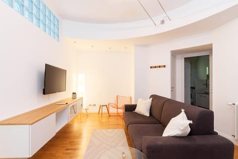 Communal lounge/ TV room, TV and multimedia, Living room, Seating area