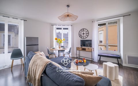 Property building, Living room