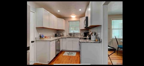 Blue River Bungalow House in Holly Hill